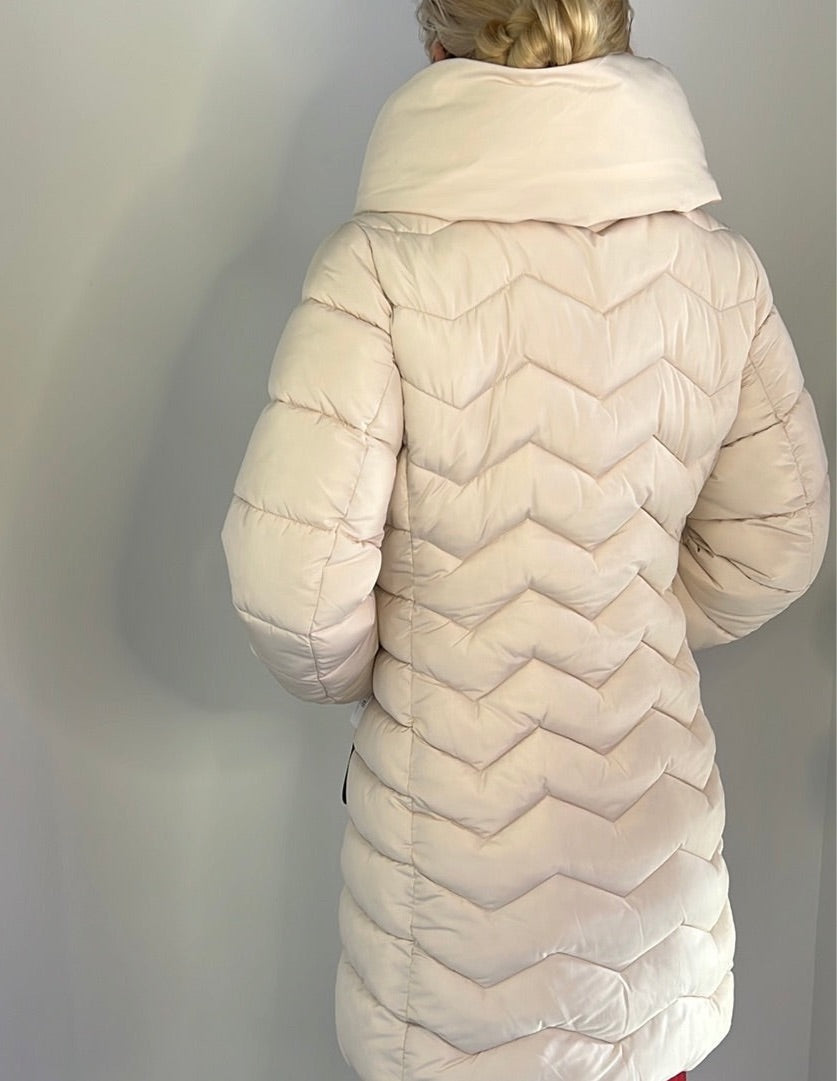 CREAM LONG THICK QUILTED PUFFER COAT