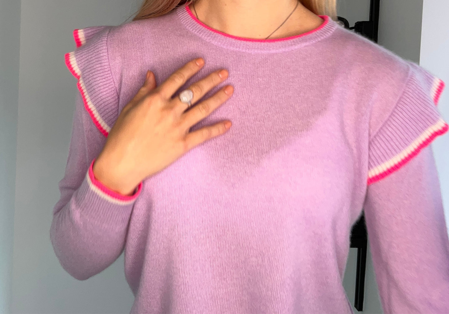 CASHMERE FRILL SWEATER