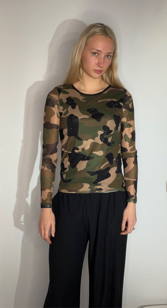 CAMO TOP