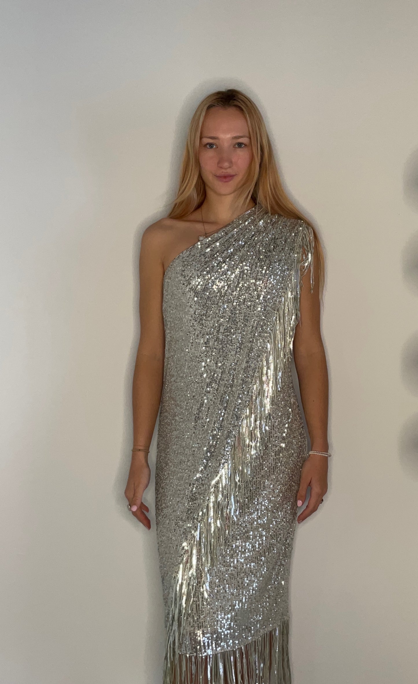 ONE SHOULDER SEQUIN DRESS