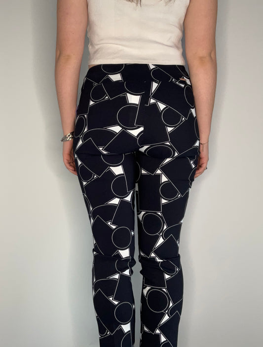 SHAPES PULL ON PANT