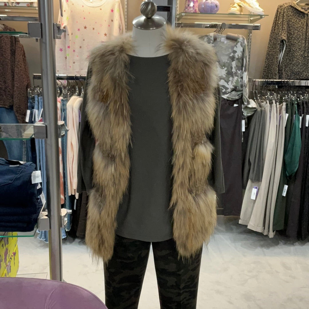 Raccoon on sale fur vest