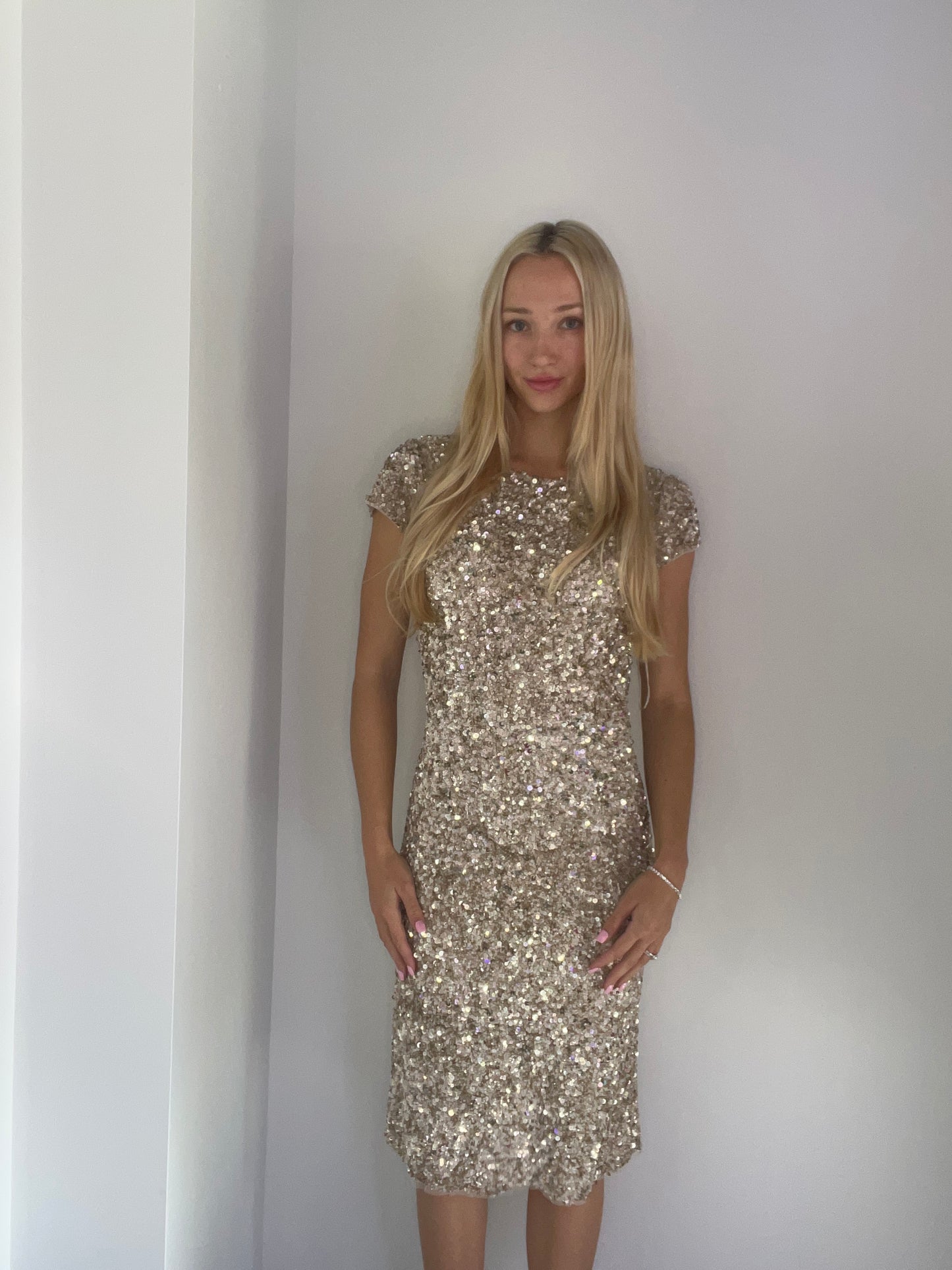 CHAMPAGNE GLAMOUR DRESS