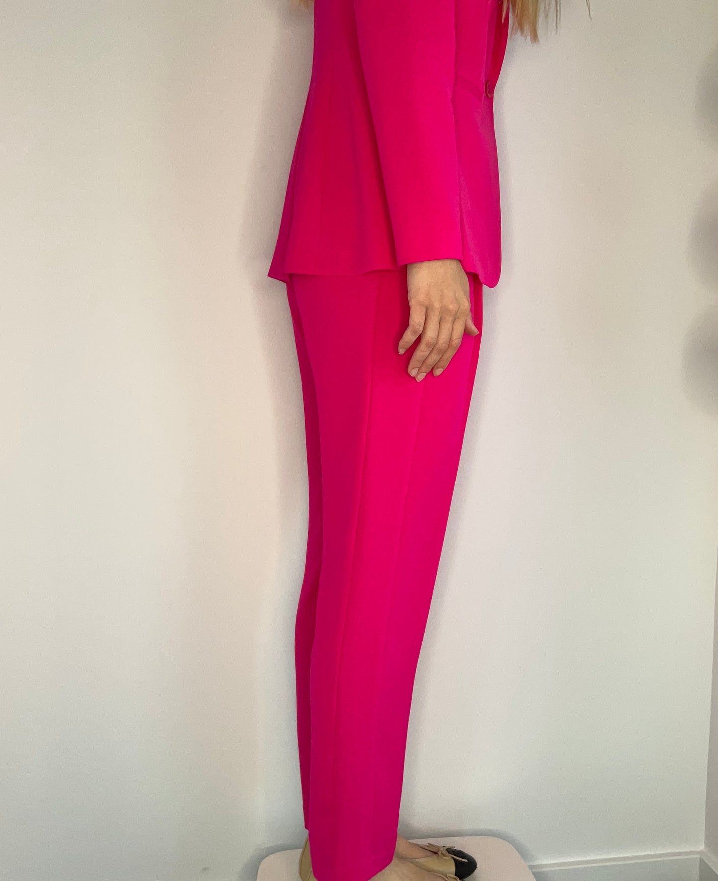 PLEATED HOT PINK SUITING PANT