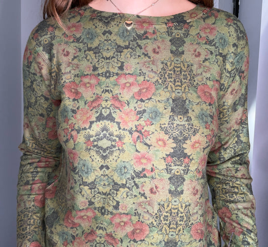 FLORAL VINTAGE LONG SLEEVE TOP